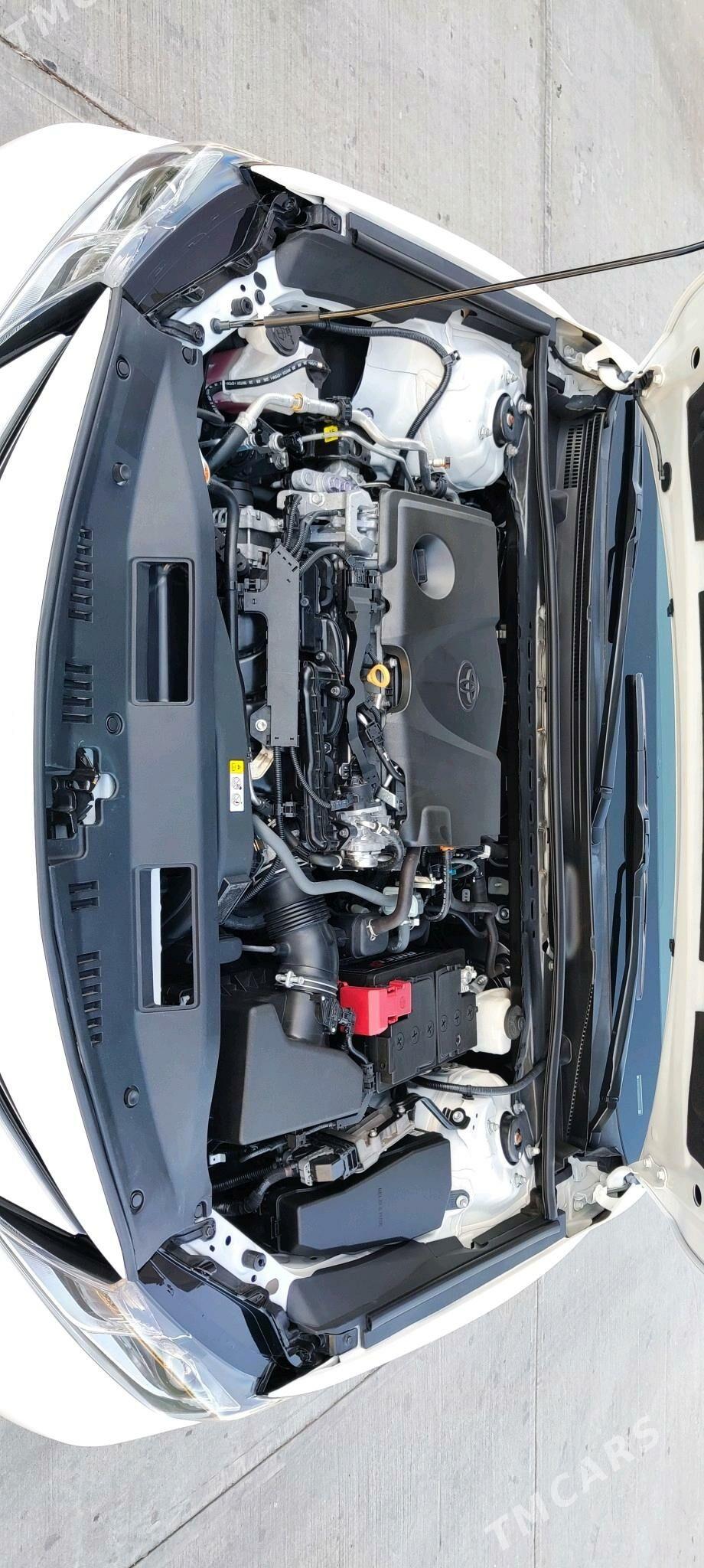 Toyota Camry 2021 - 370 000 TMT - Мары - img 9