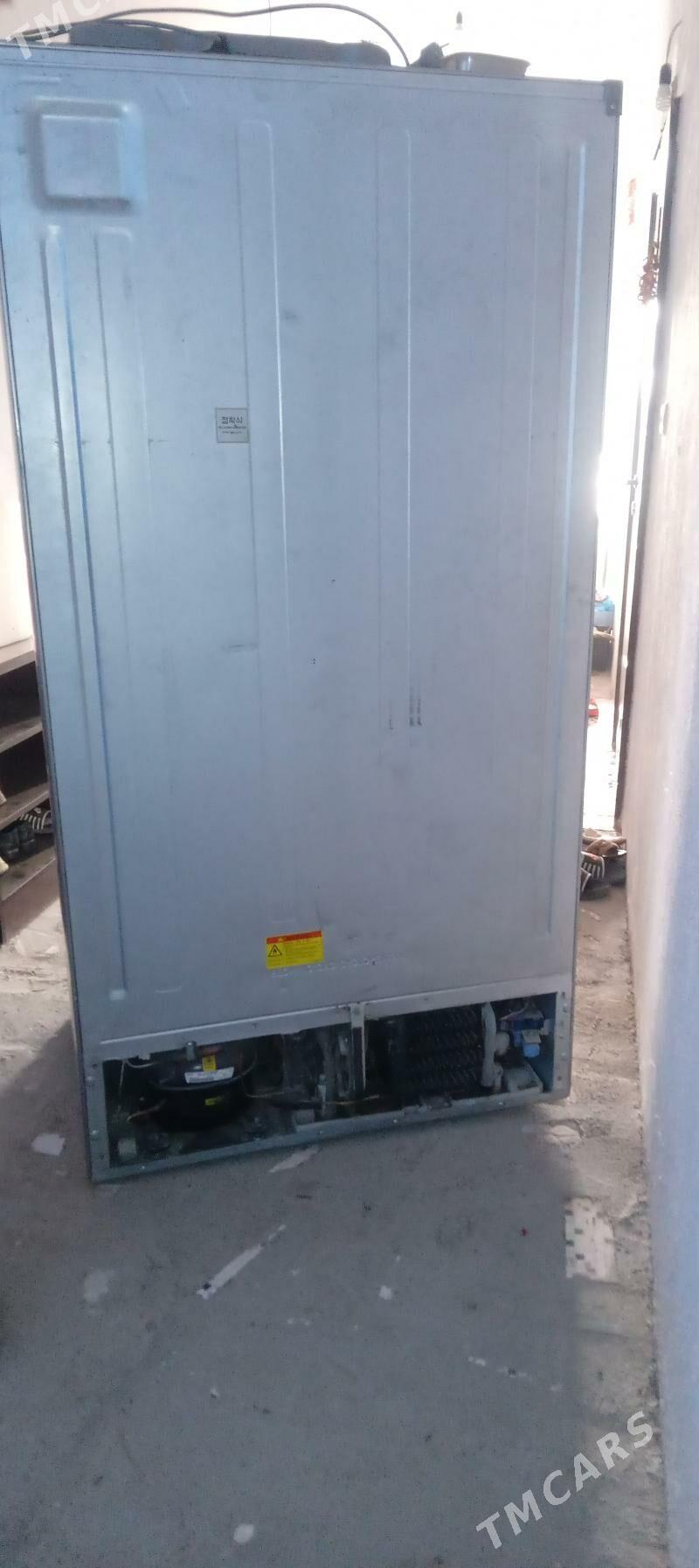 LG Holodilnik 180/90 - Garadamak - img 2