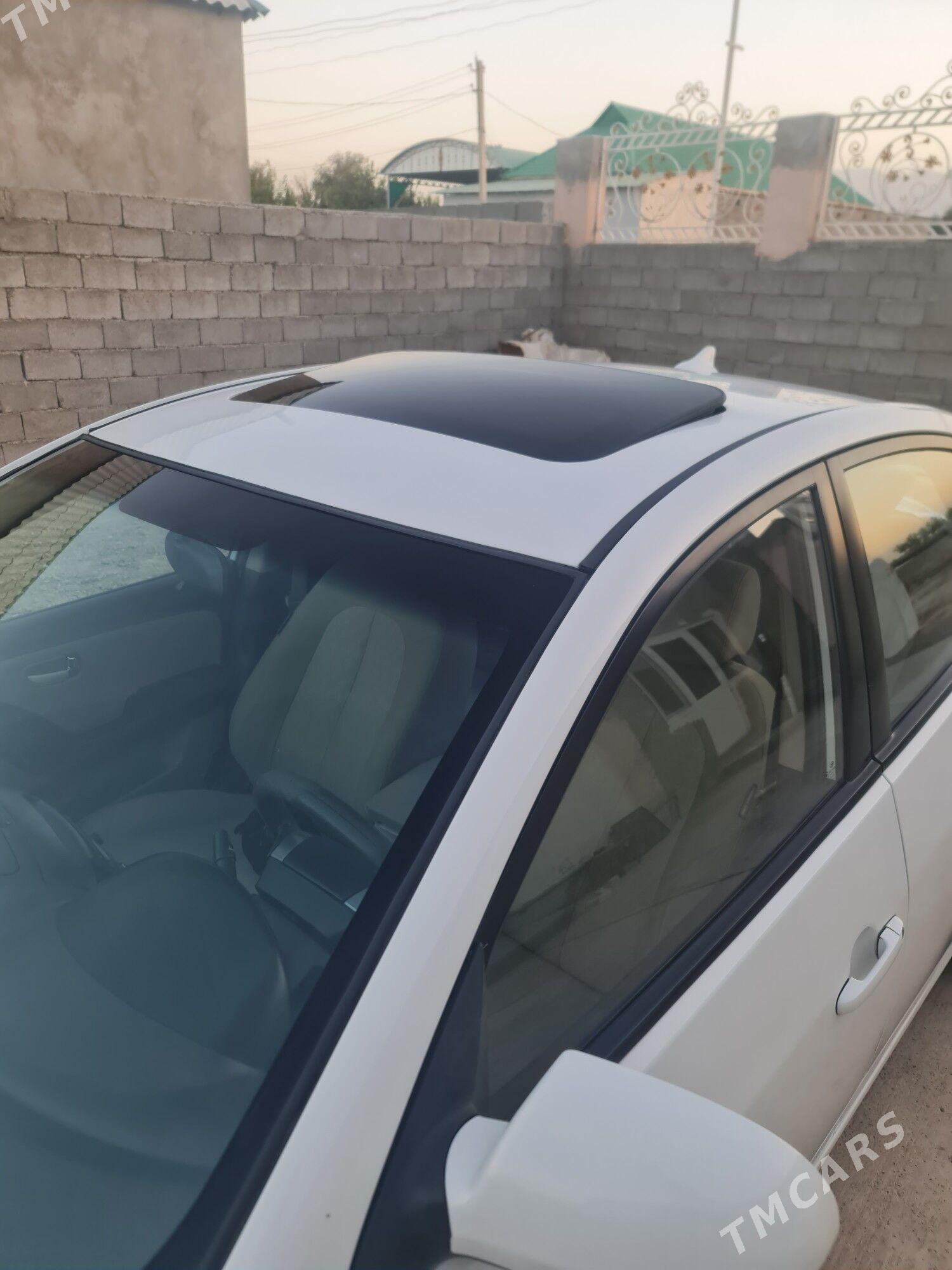 Hyundai Elantra 2010 - 130 000 TMT - Ашхабад - img 2