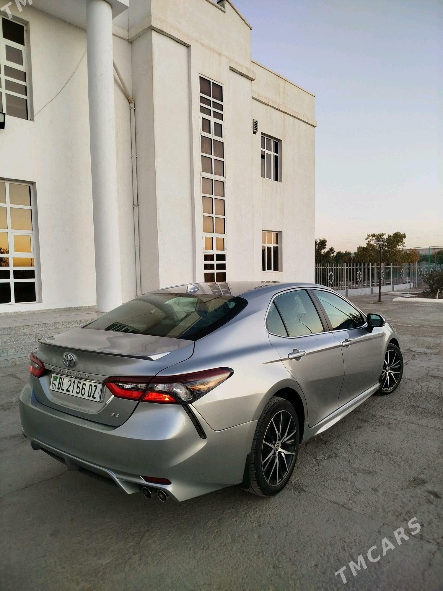 Toyota Camry 2022 - 320 000 TMT - Дашогуз - img 3
