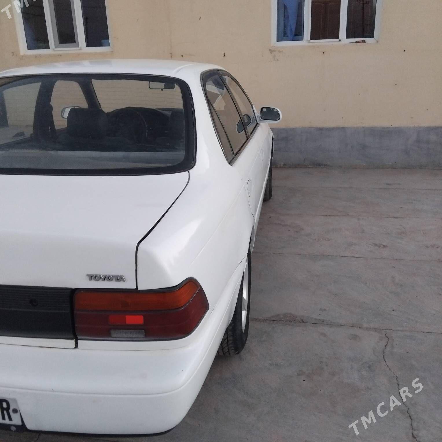 Toyota Corolla 1995 - 60 000 TMT - Огуз хан - img 2