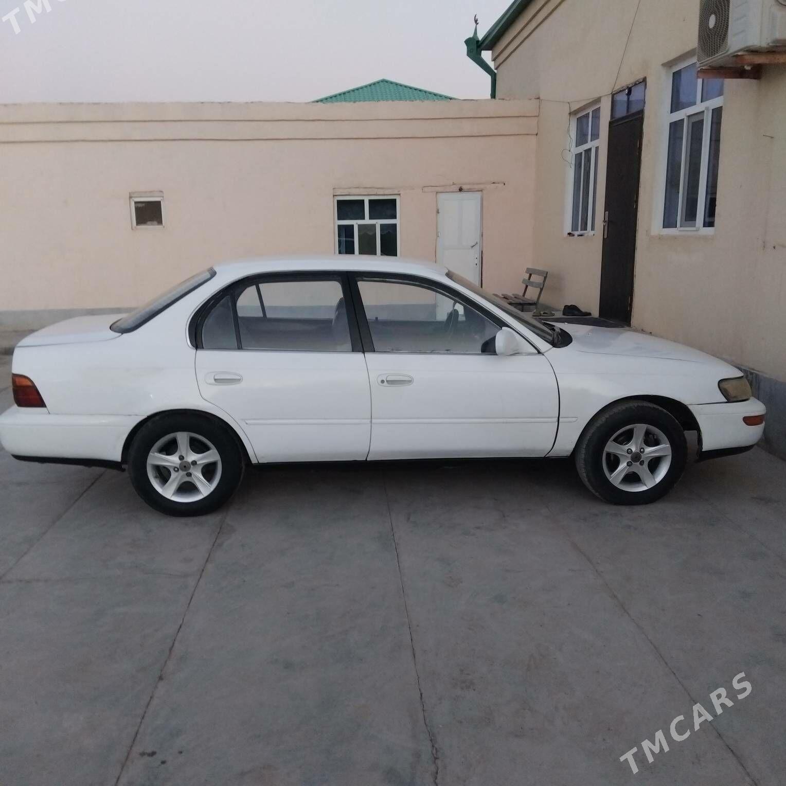 Toyota Corolla 1995 - 60 000 TMT - Огуз хан - img 3