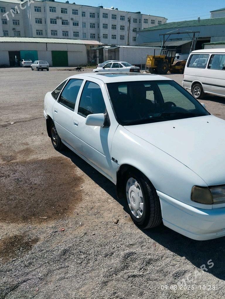 Opel Vectra 1992 - 28 000 TMT - Tejen - img 3