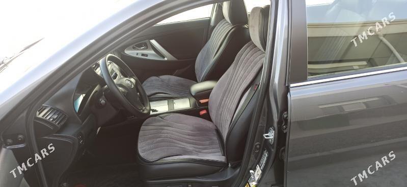 Toyota Camry 2010 - 200 000 TMT - Сейди - img 3