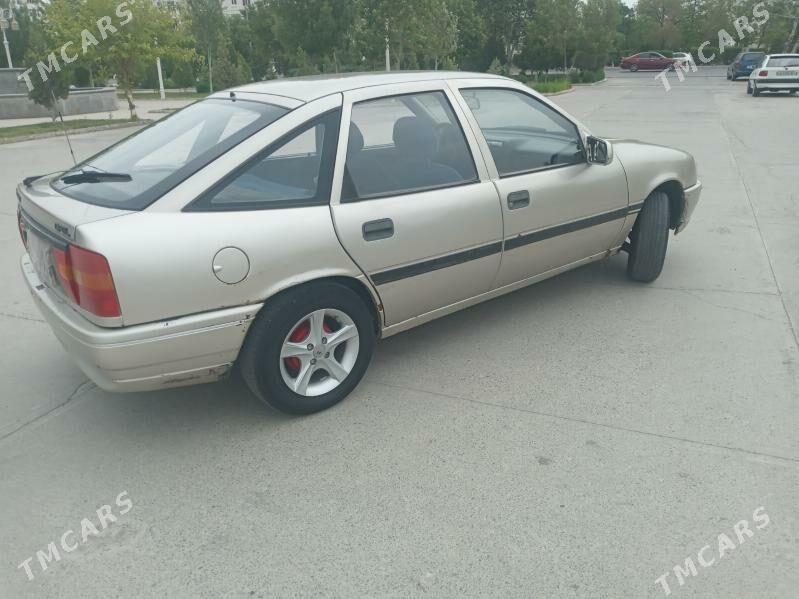 Opel Astra 1990 - 28 000 TMT - Daşoguz - img 3