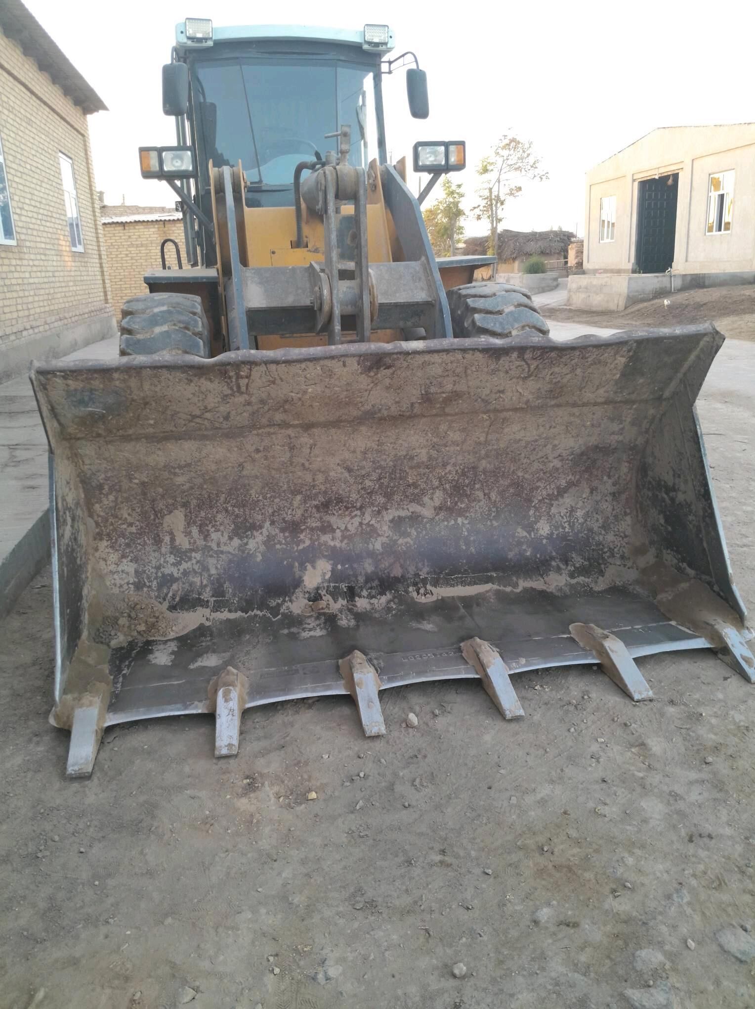 XCMG LW300F 2010 - 360 000 TMT - Sakar - img 5