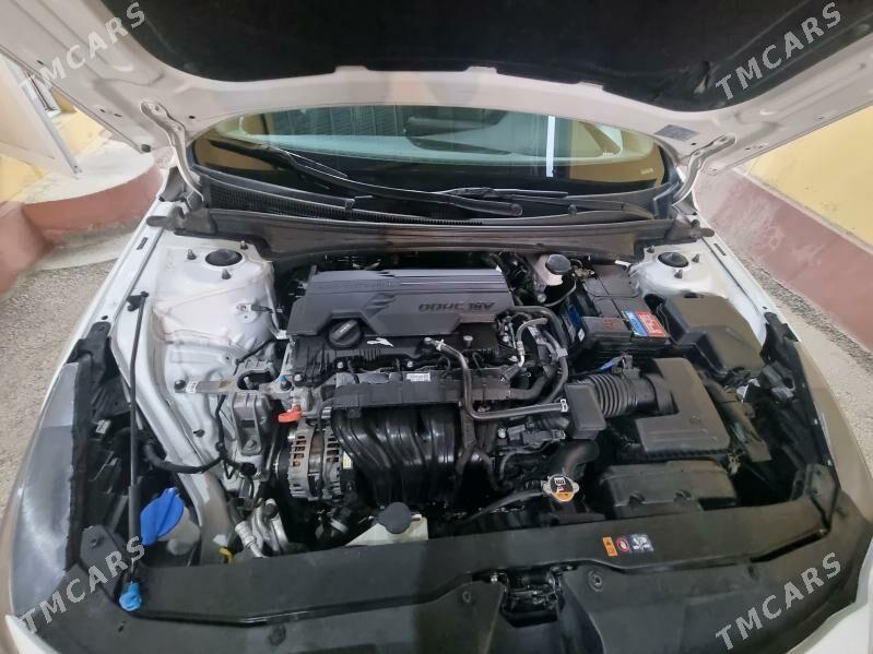 Hyundai Elantra 2021 - 240 000 TMT - Ашхабад - img 2