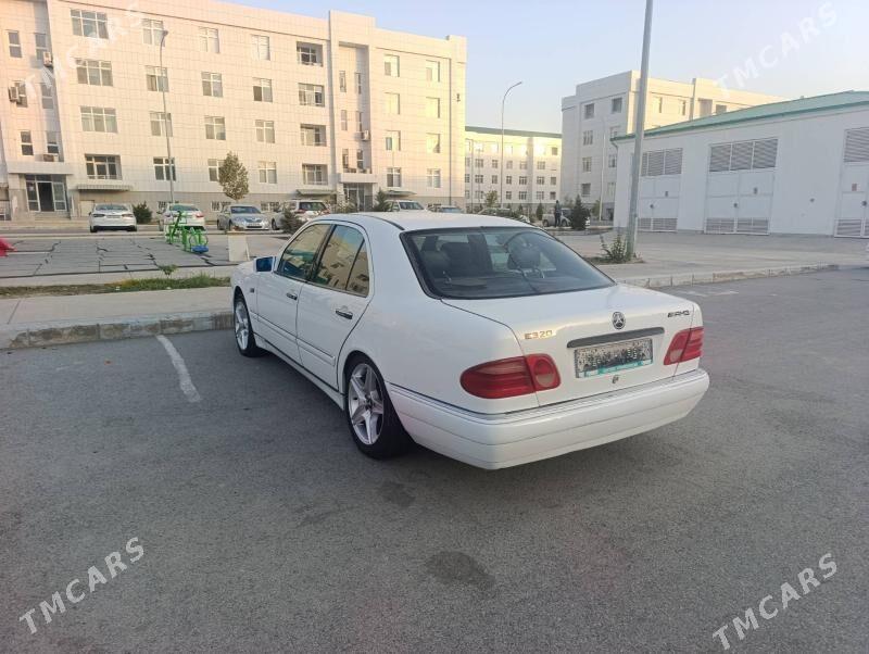 Mercedes-Benz E320 1997 - 70 000 TMT - Байрамали - img 5