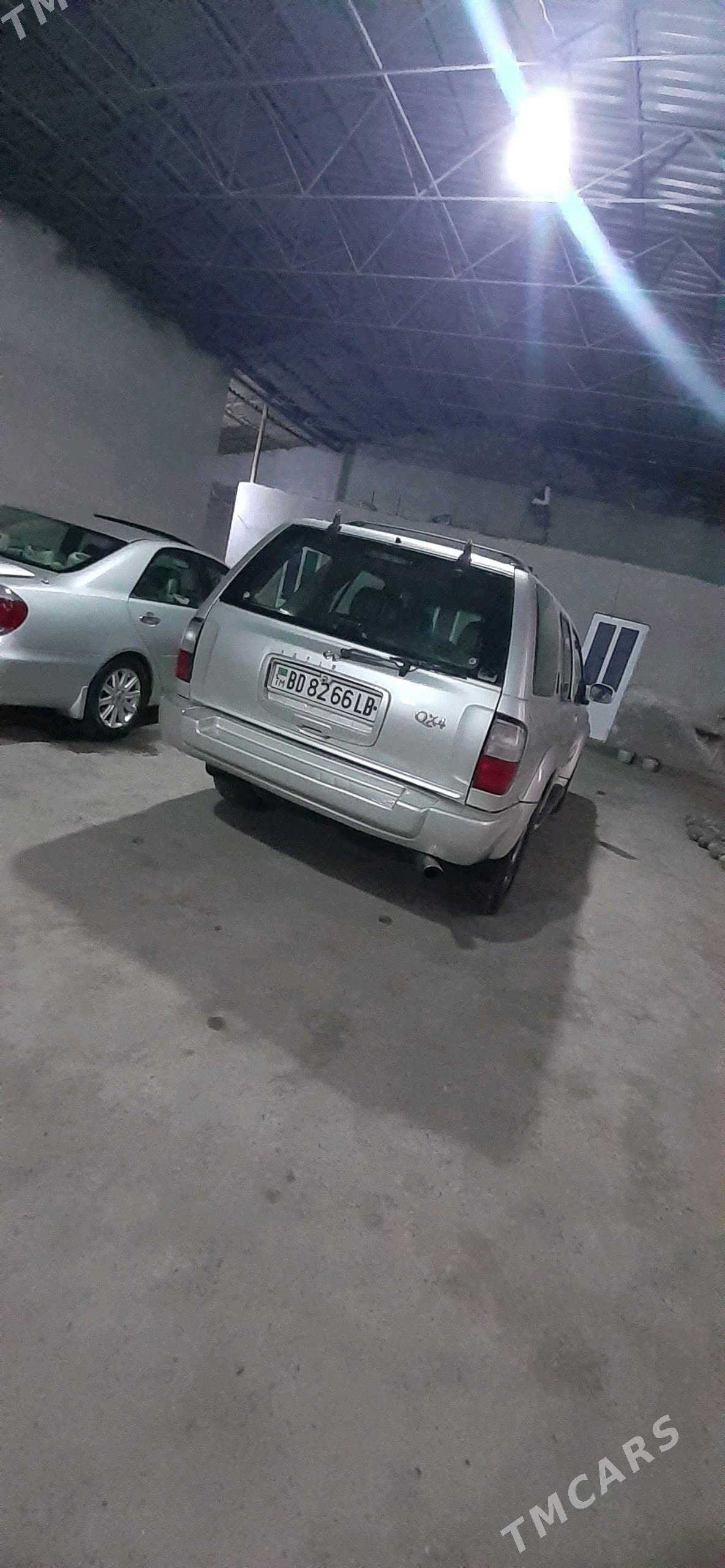 Infiniti QX4 2000 - 120 000 TMT - Sakar - img 2