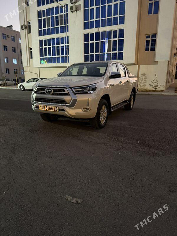 Toyota Hilux 2022 - 590 000 TMT - Туркменабат - img 3