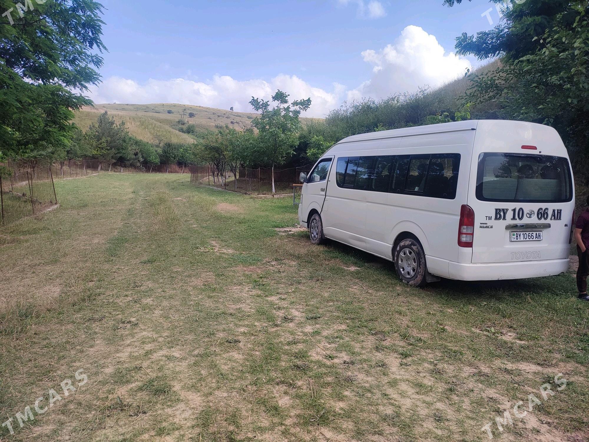 Toyota Hiace 2005 - 332 000 TMT - Гёкдепе - img 3