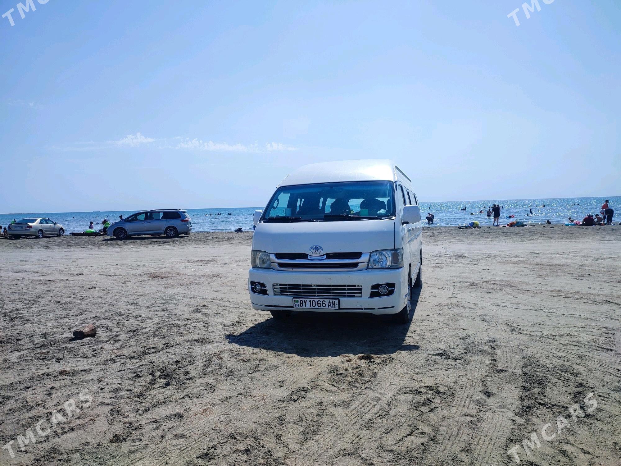 Toyota Hiace 2005 - 332 000 TMT - Гёкдепе - img 7