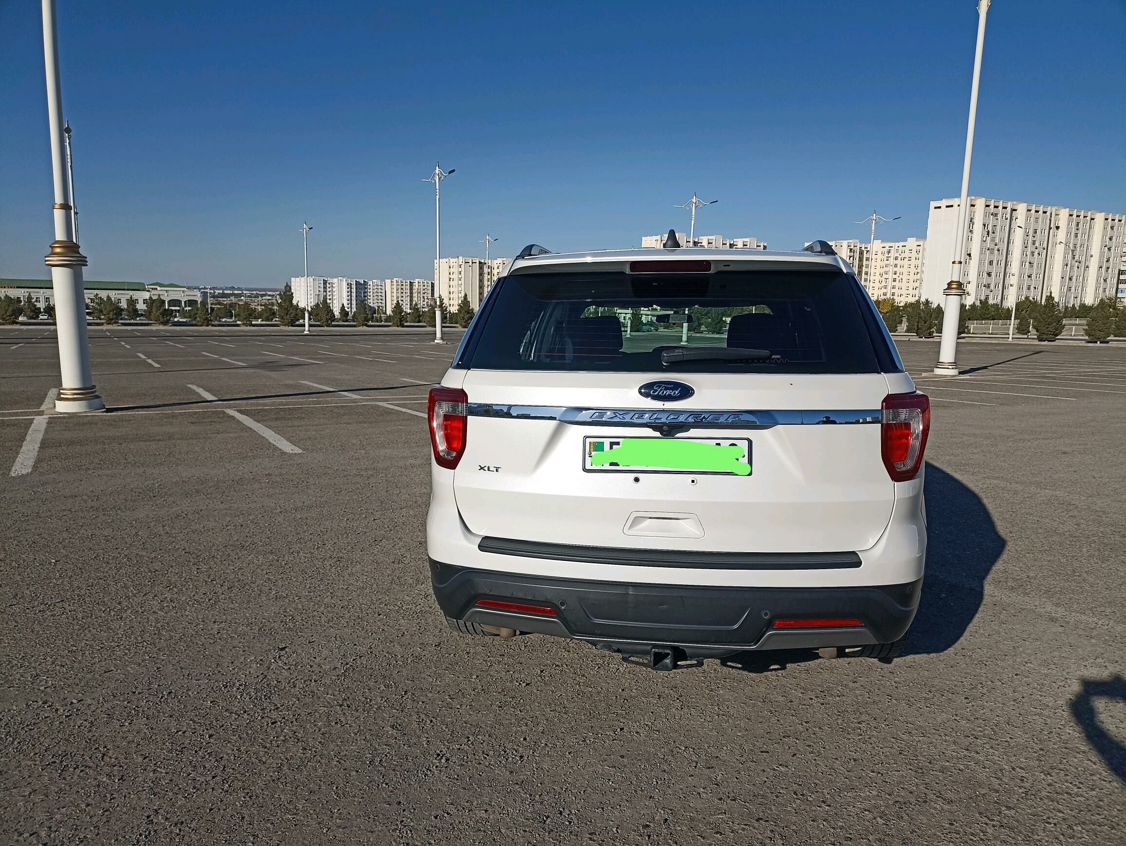 Ford Explorer 2019 - 290 000 TMT - Ашхабад - img 1