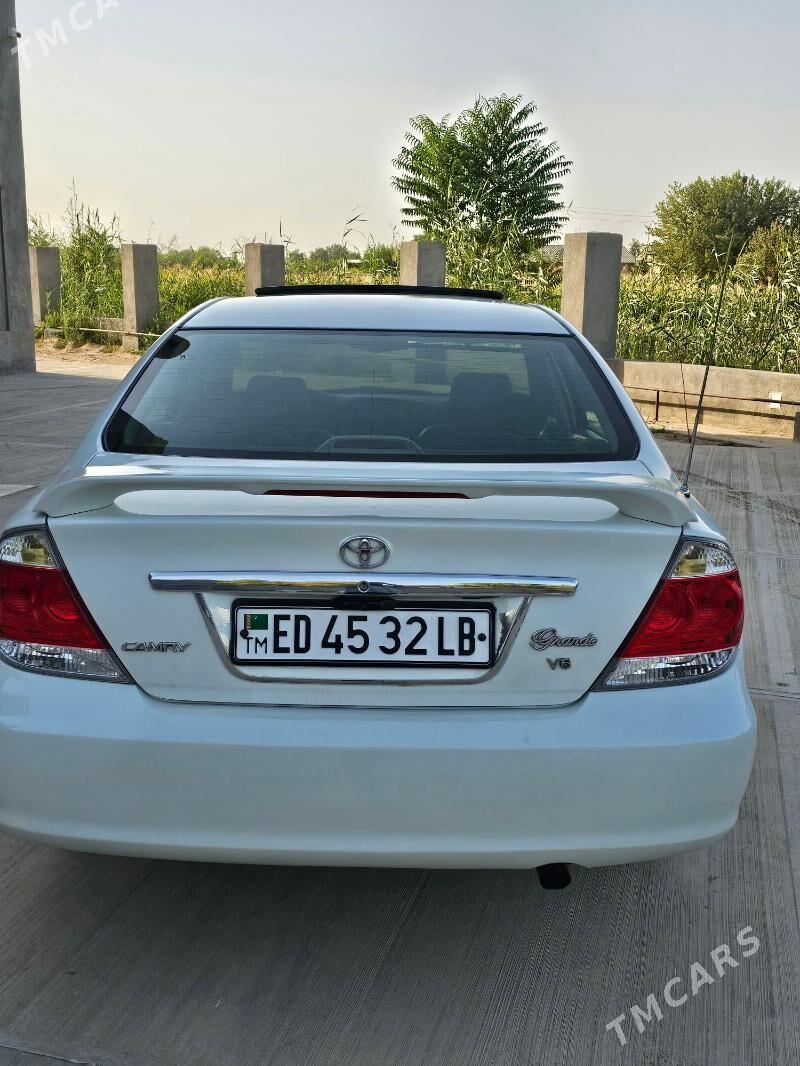 Toyota Camry 2005 - 250 000 TMT - Халач - img 3