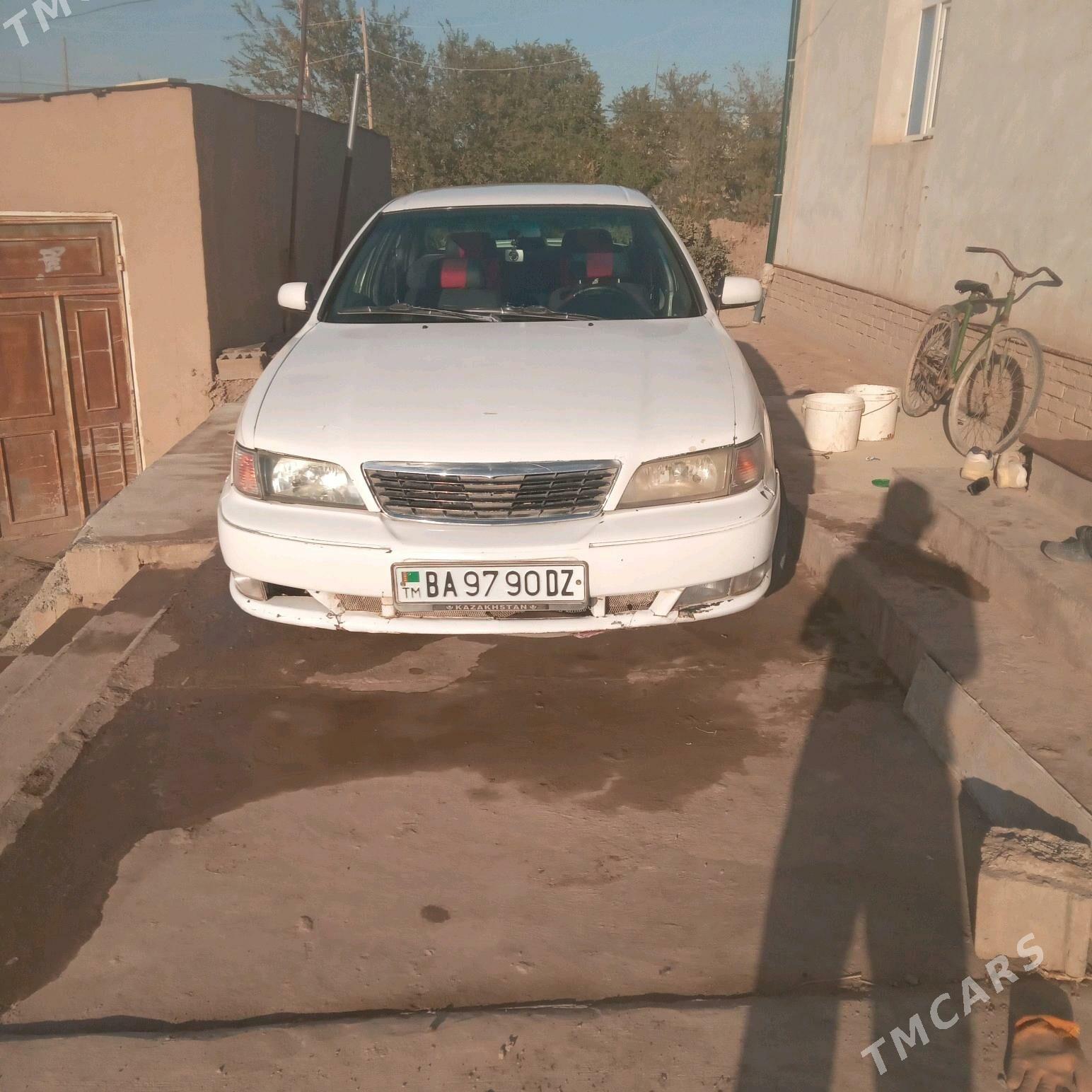 Nissan Maxima 1998 - 35 000 TMT - Гурбансолтан Едже - img 2