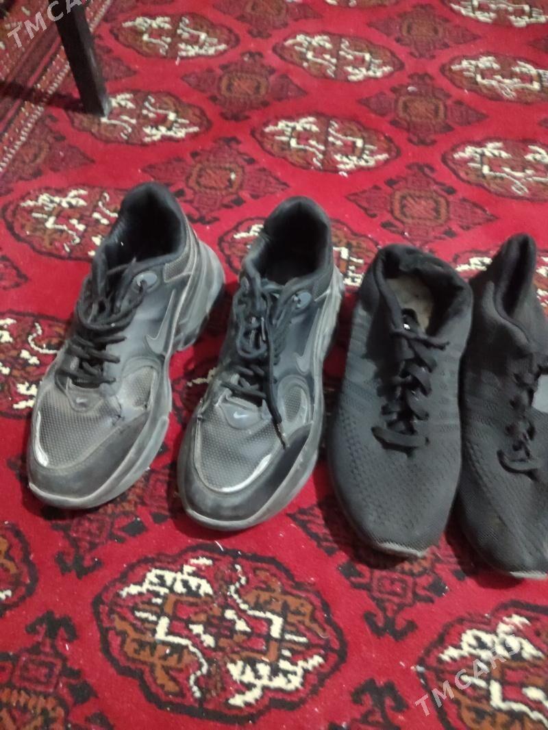 кроссовки - Чарджоу - img 1