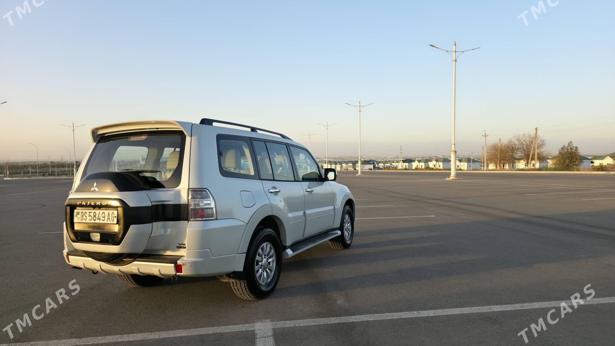 Mitsubishi Pajero 2017 - 290 000 TMT - Ашхабад - img 8