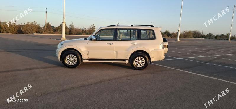 Mitsubishi Pajero 2017 - 290 000 TMT - Ашхабад - img 9