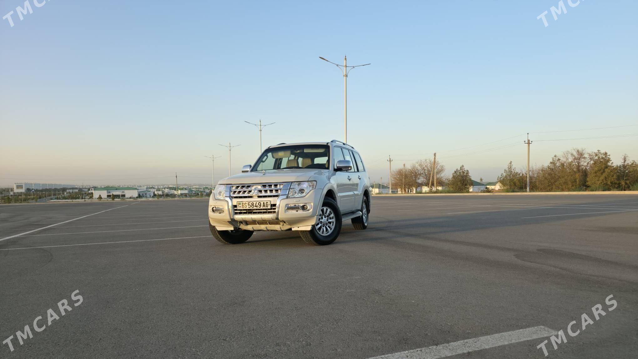Mitsubishi Pajero 2017 - 290 000 TMT - Ашхабад - img 6