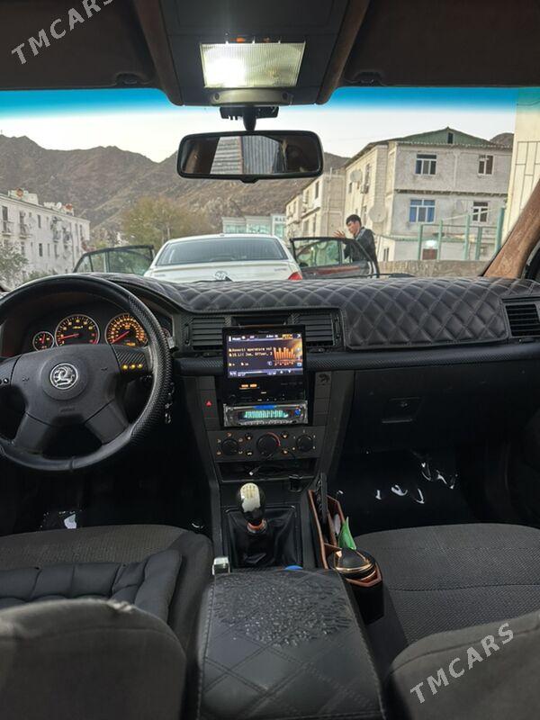Opel Vectra 2002 - 110 000 TMT - Türkmenbaşy - img 2