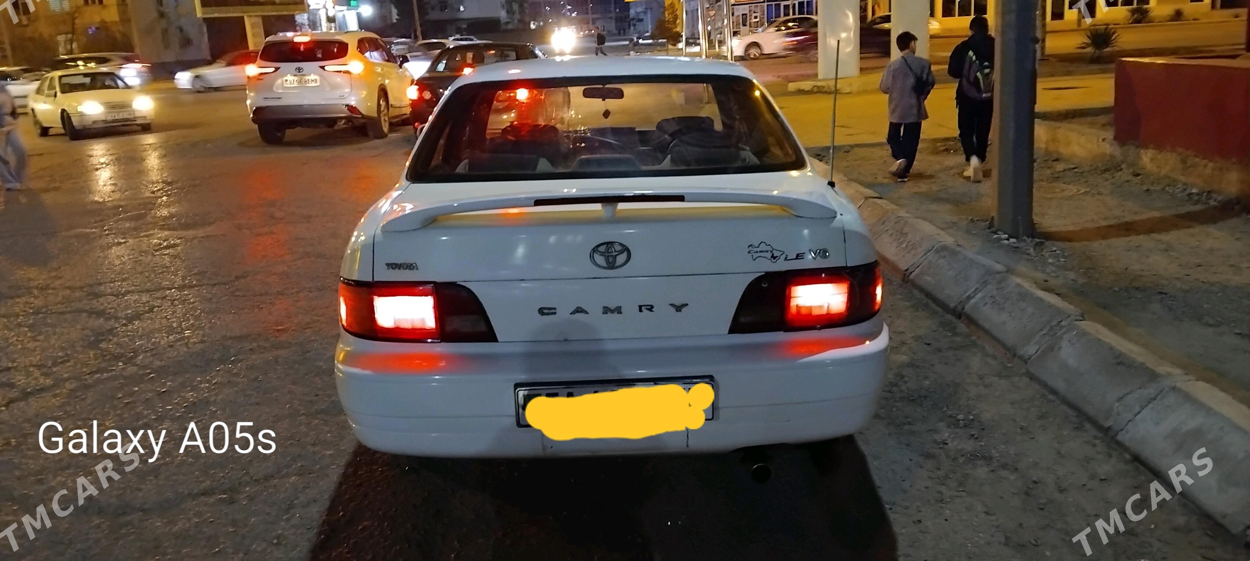 Toyota Camry 1994 - 75 000 TMT - Baýramaly - img 6