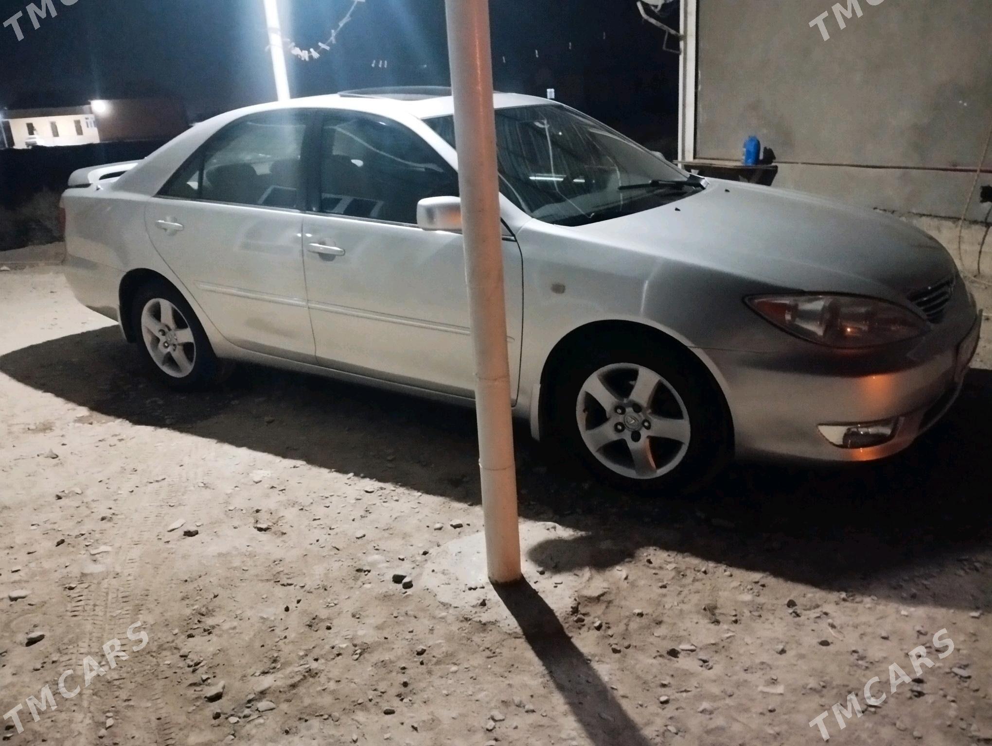 Toyota Camry 2005 - 155 000 TMT - Сакарчага - img 2
