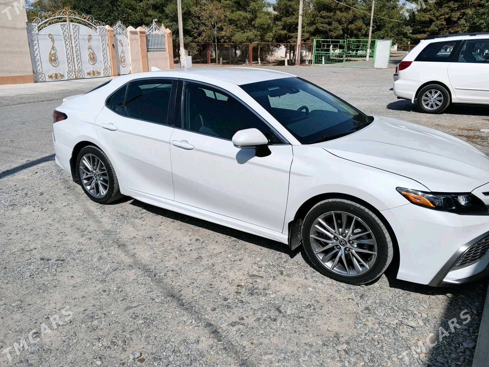 Toyota Camry 2022 - 360 000 TMT - Ашхабад - img 3