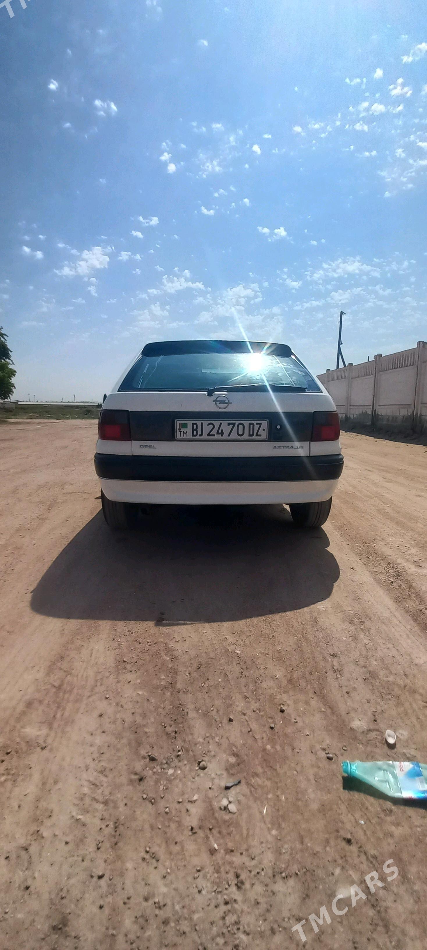 Opel Astra 1995 - 46 000 TMT - Губадаг - img 8