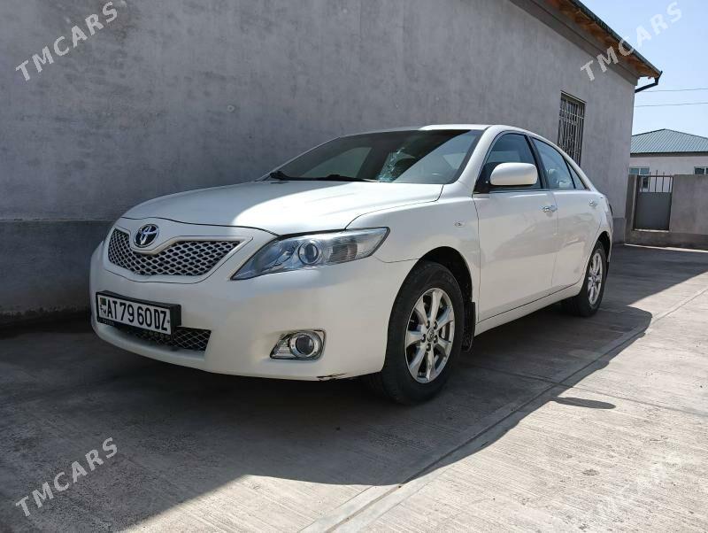 Toyota Camry 2011 - 160 000 TMT - Дашогуз - img 4