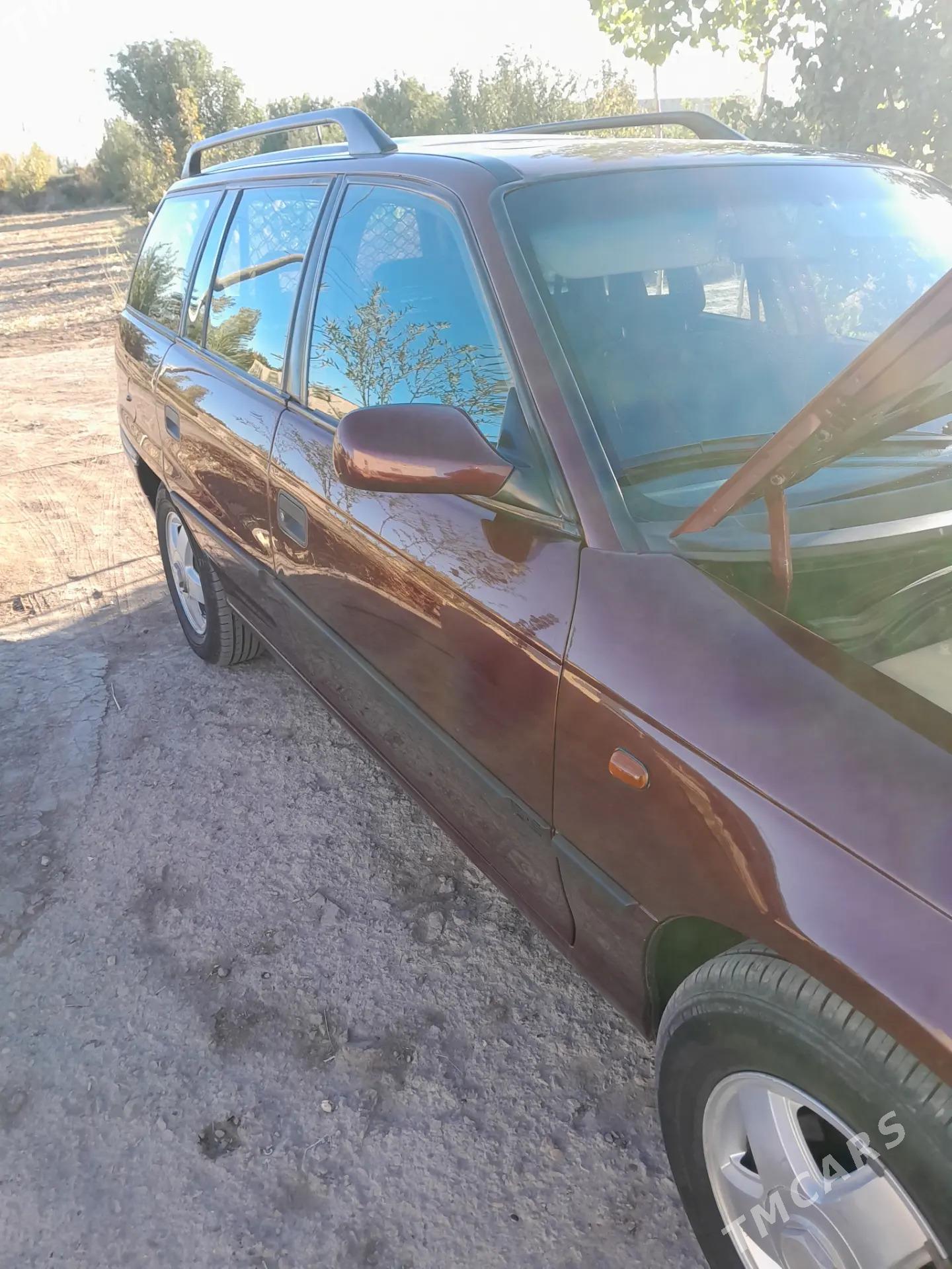 Opel Astra 1995 - 55 000 TMT - Губадаг - img 5