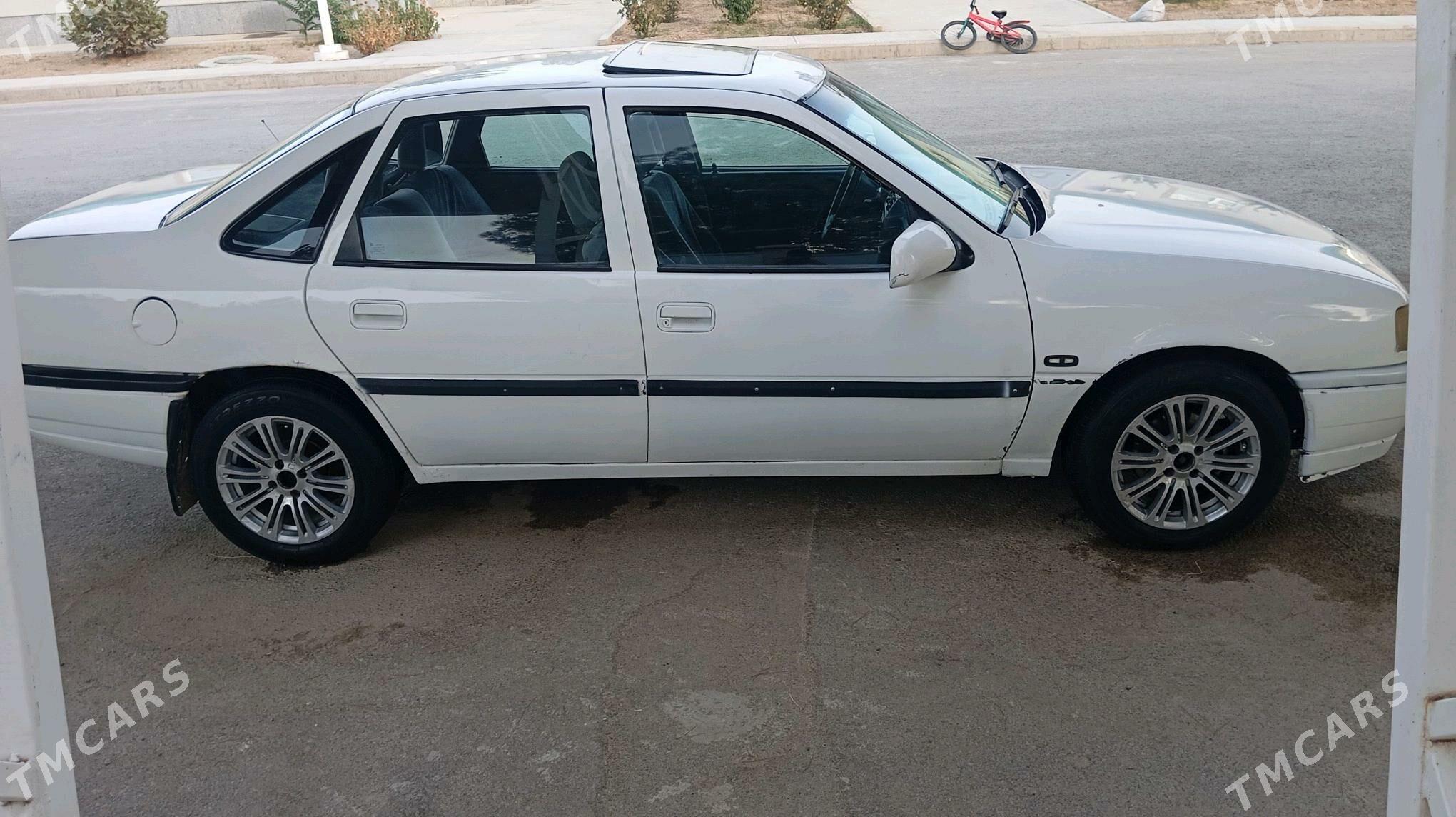 Opel Vectra 1993 - 32 000 TMT - Änew - img 4