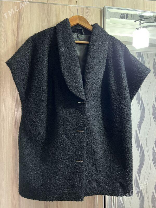 безрукавка - Mary - img 2