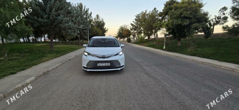Toyota Sienna 2022 - 455 000 TMT - Ашхабад - img 5