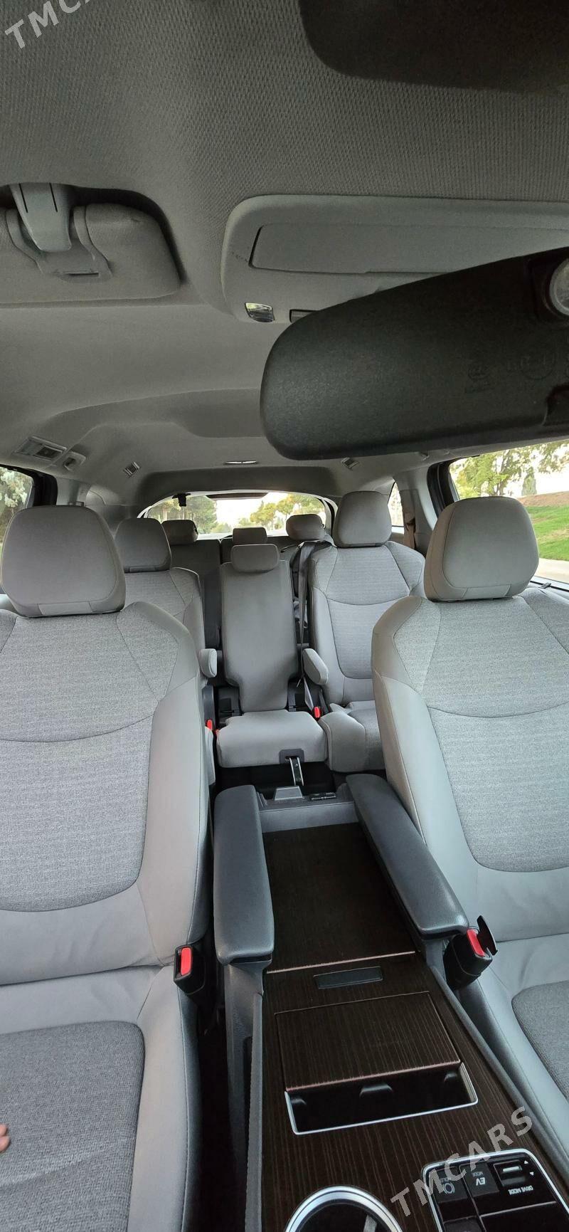 Toyota Sienna 2022 - 455 000 TMT - Ашхабад - img 3