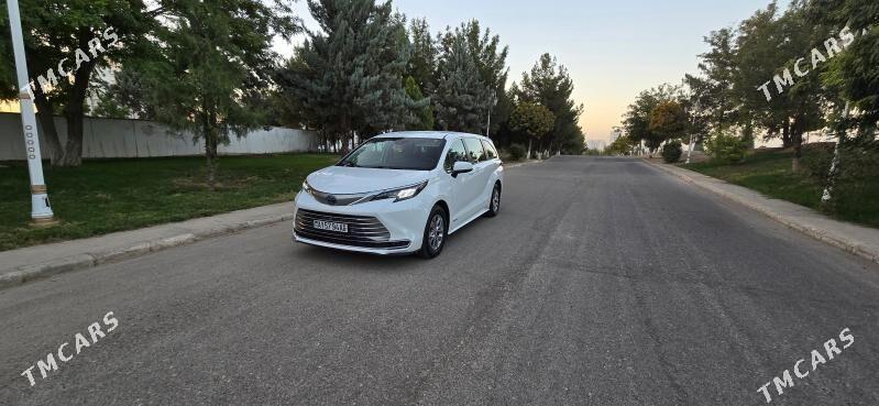 Toyota Sienna 2022 - 455 000 TMT - Ашхабад - img 7