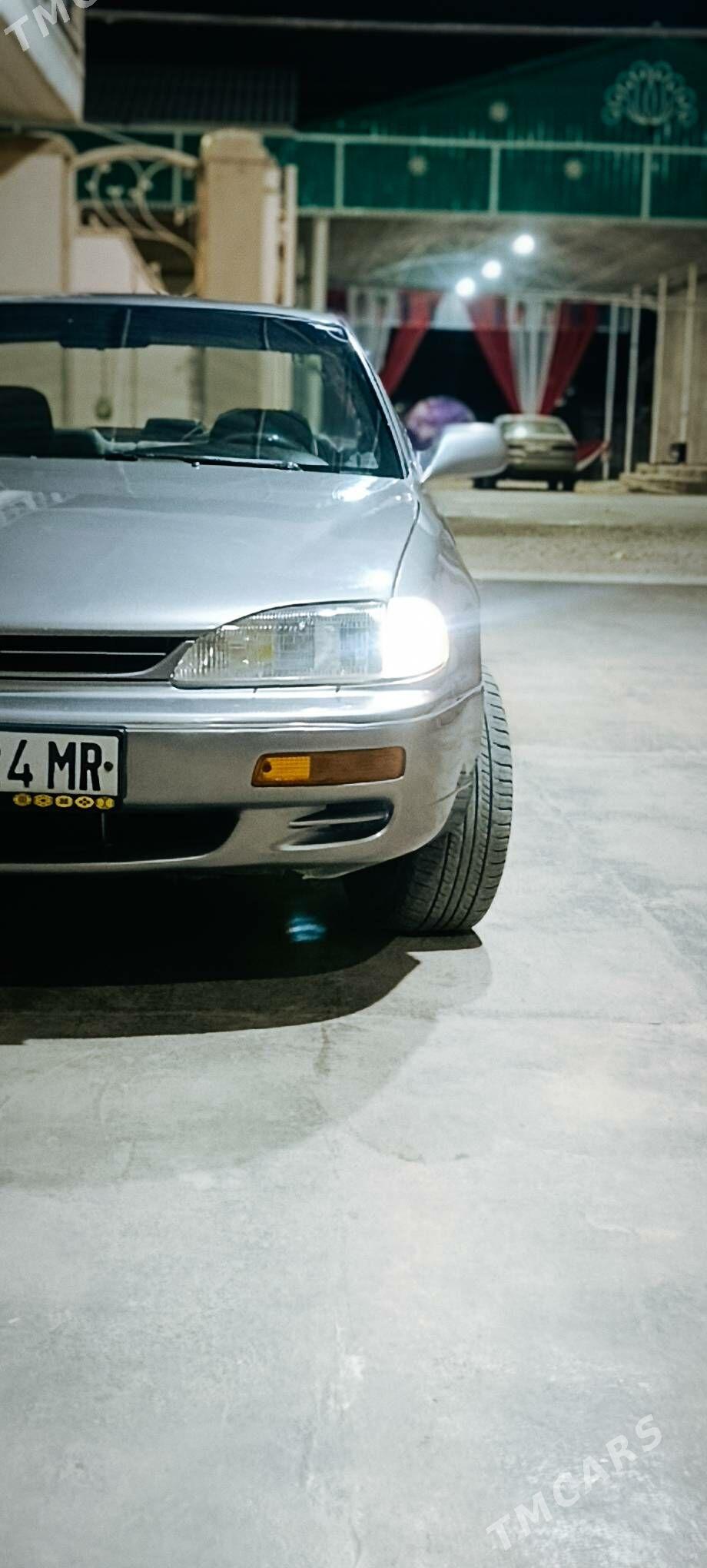 Toyota Camry 1995 - 100 000 TMT - Тагтабазар - img 4
