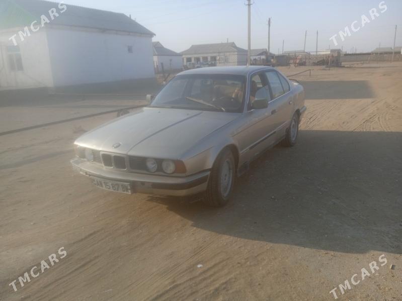 BMW 520 1990 - 20 000 TMT - Эсенгулы - img 2