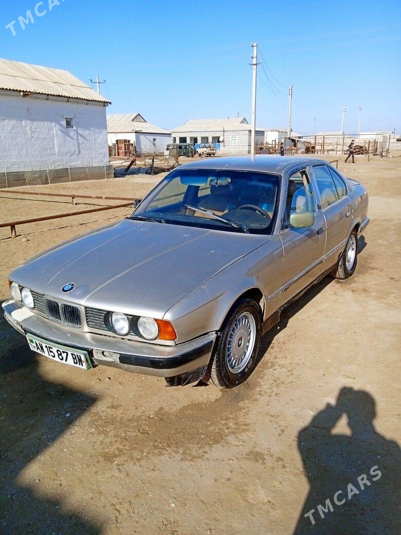 BMW 520 1990 - 20 000 TMT - Эсенгулы - img 7