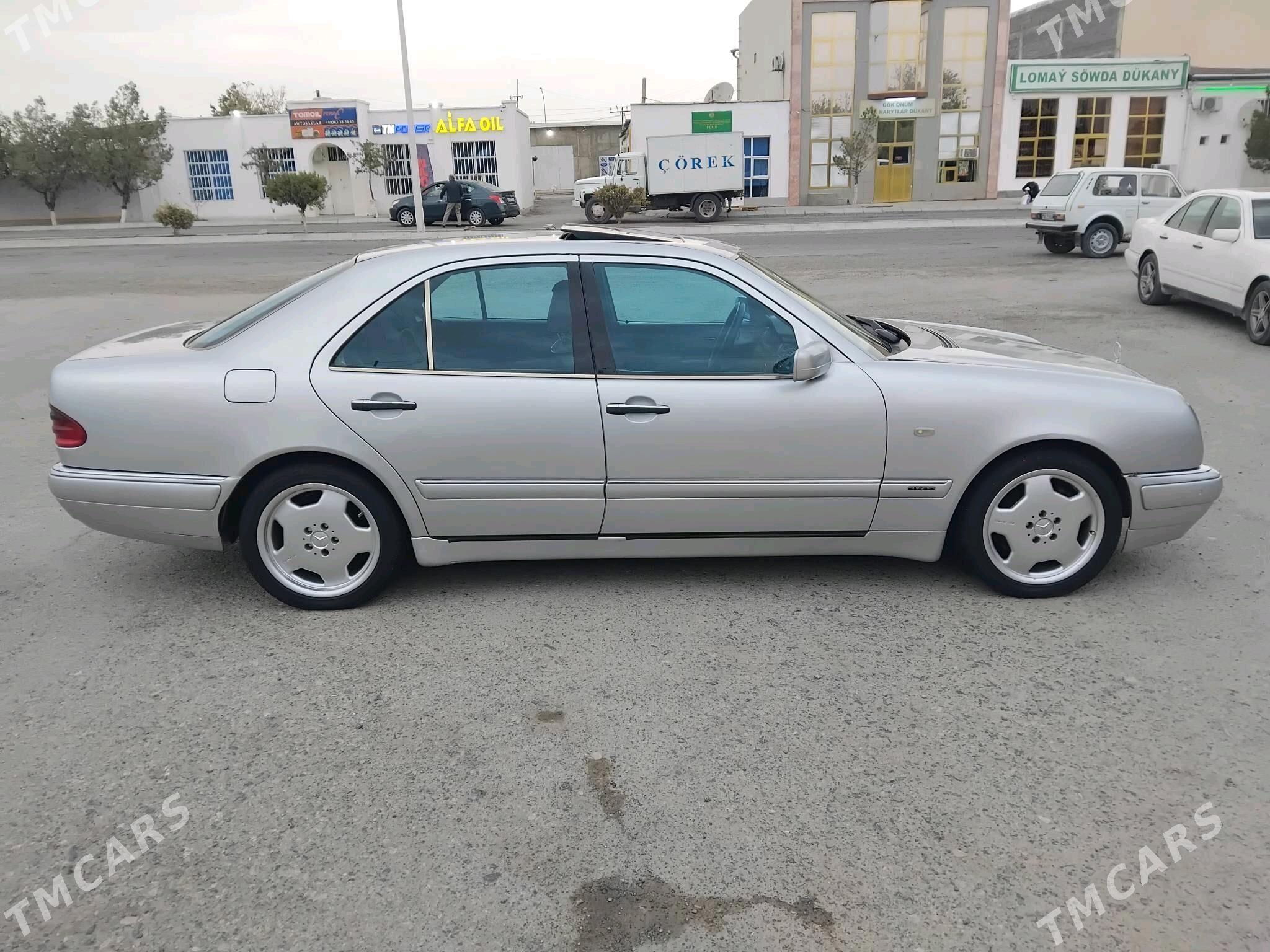 Mercedes-Benz E320 1997 - 105 000 TMT - Гызыларбат - img 6