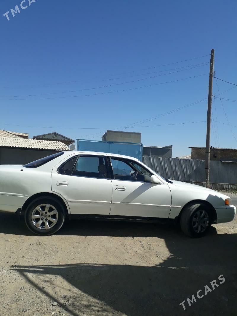 Toyota Camry 1995 - 90 000 TMT - Мары - img 3