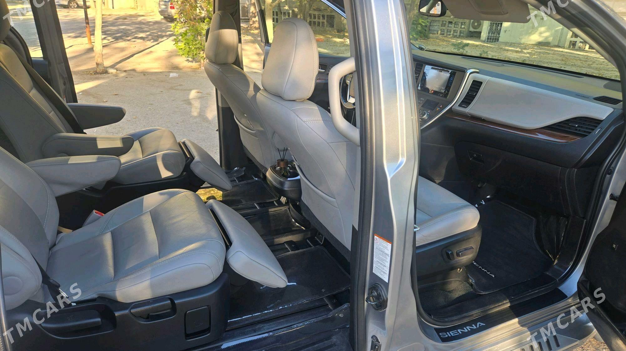 Toyota Sienna 2016 - 475 000 TMT - Ашхабад - img 6