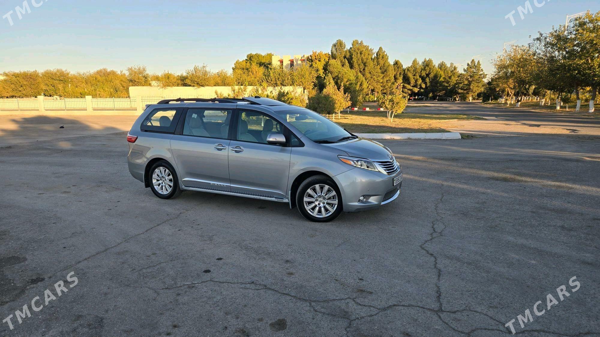 Toyota Sienna 2016 - 475 000 TMT - Ашхабад - img 4