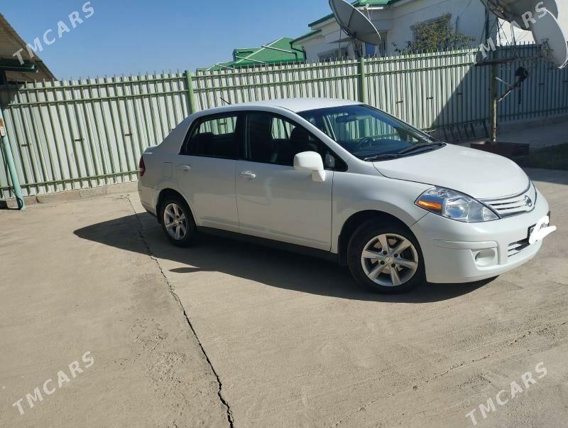 Nissan Versa 2010 - 115 000 TMT - Бахарден - img 4