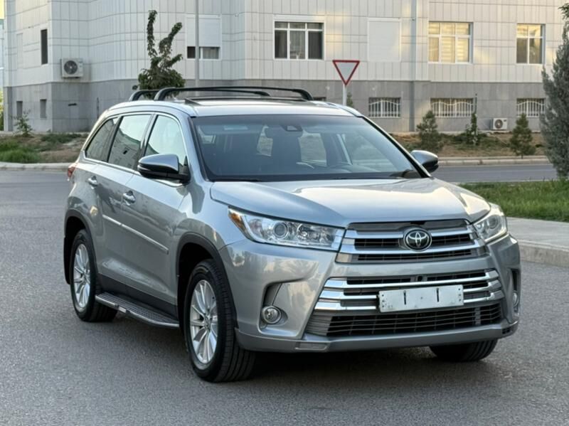 Toyota Highlander 2019 - 412 000 TMT - Ашхабад - img 2