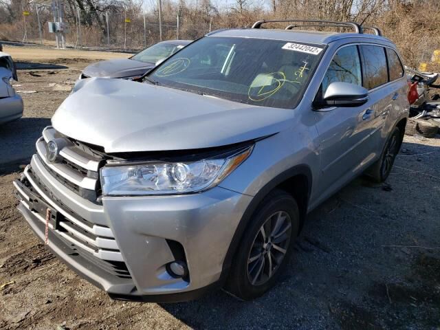 Toyota Highlander 2019 - 412 000 TMT - Ашхабад - img 8