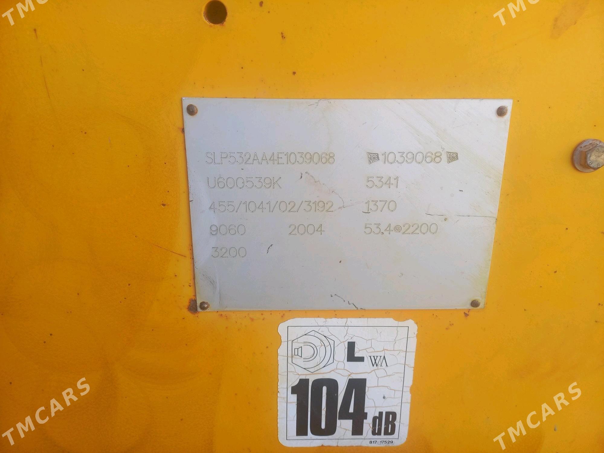 JCB 3CX Compact 2004 - 660 000 TMT - Ак-Бугдайский этрап - img 1