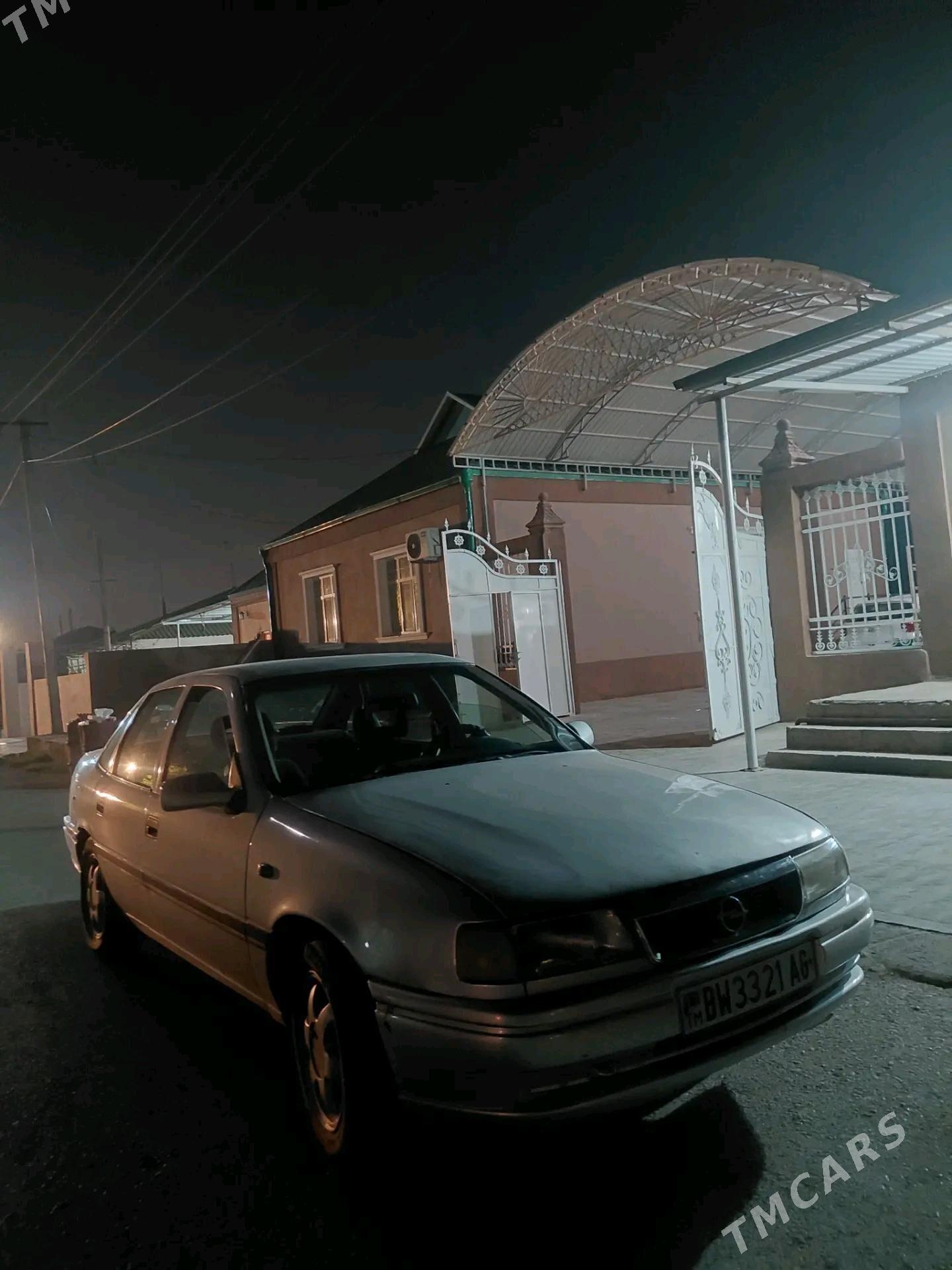 Opel Vectra 1995 - 50 000 TMT - Bagyr - img 3