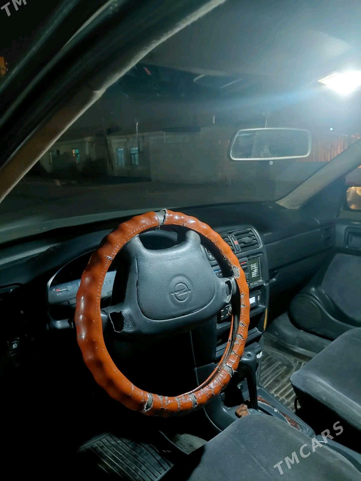 Opel Vectra 1995 - 50 000 TMT - Bagyr - img 4