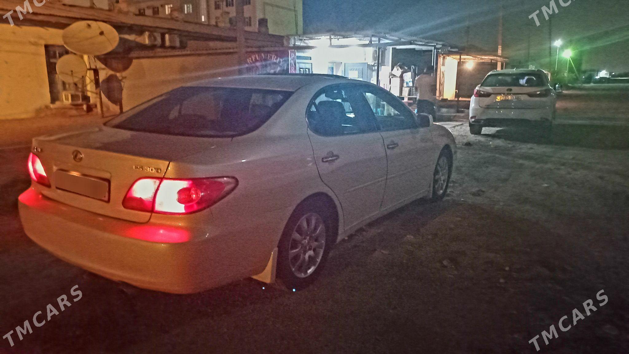 Lexus ES 300 2003 - 182 000 TMT - Mary - img 2