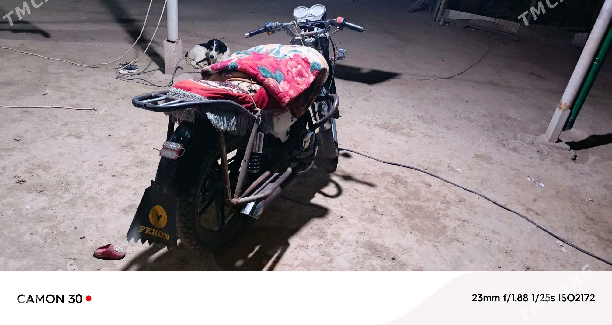 Fekon FK150-8G 2018 - 11 600 TMT - Гурбансолтан Едже - img 1